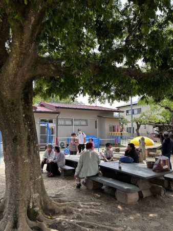 ５月１８日春のハイキング家族礼拝④